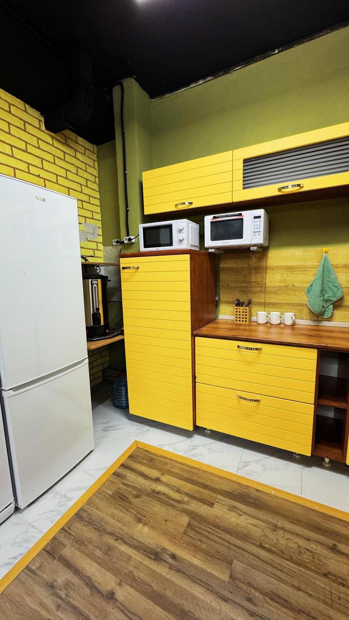 Hostel Kochevnik Capsule Hotel Alma-Ata Buitenkant foto