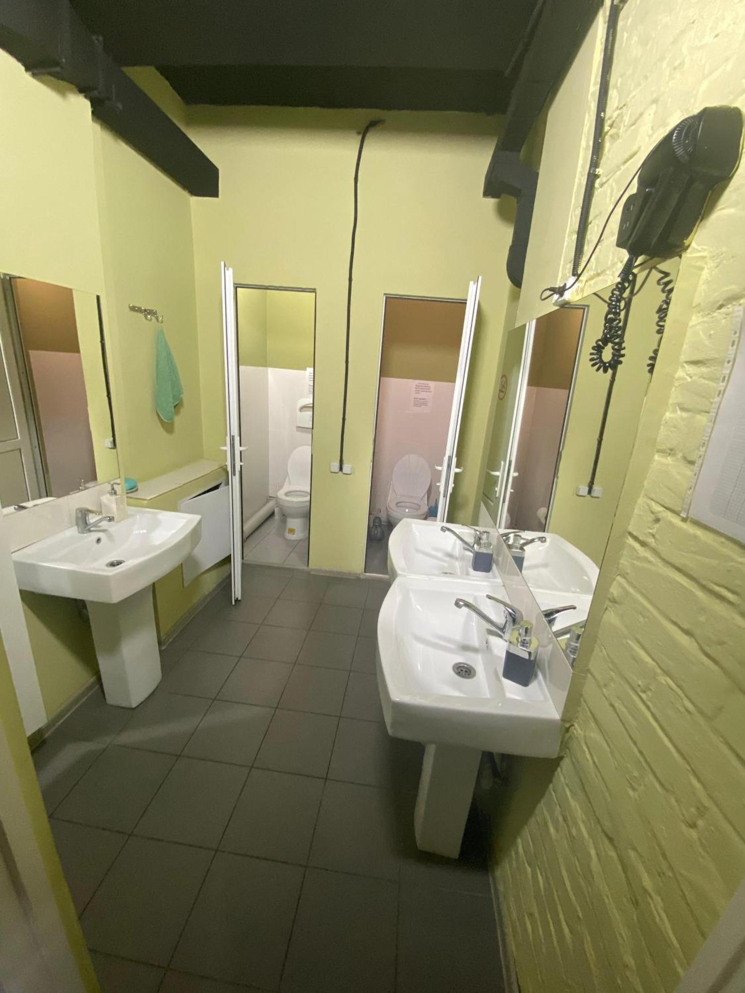 Hostel Kochevnik Capsule Hotel Alma-Ata Buitenkant foto